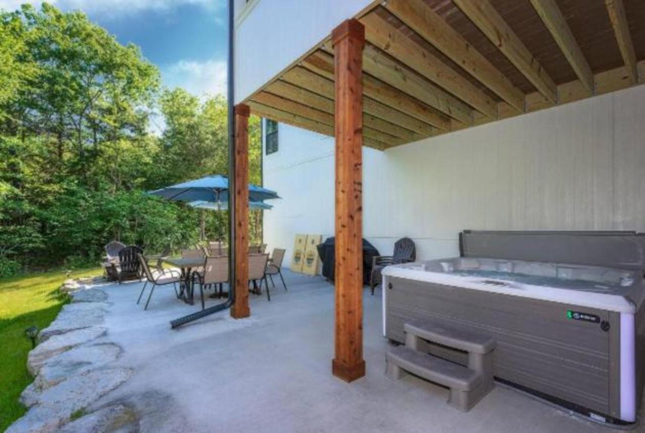 Villa Premier Retreat With Hot Tub, Theater & Pool Table Hollister Exterior foto
